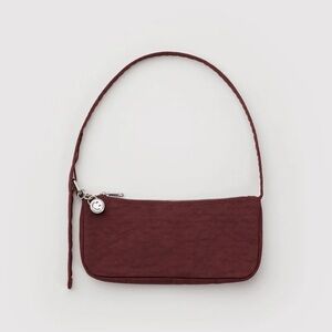 BAGGU Pochette in mahogany